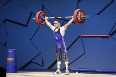 Ծանրորդ Գոռ Սահակյանը՝ Եվրոպայի կրկնակի չեմպիոն