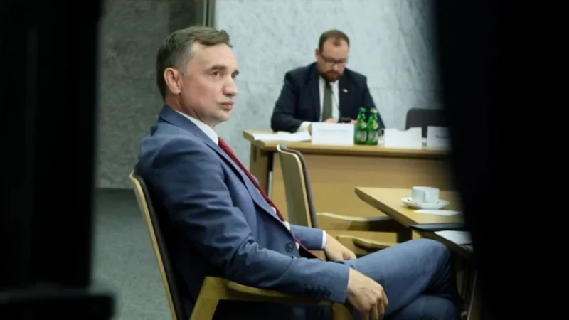 Լեհաստանի նախկին նախարարը մեղադրվում է կազմակերպված հանցագործությունում