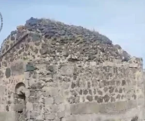 ԼՈՒՍԱՆԿԱՐՆԵՐ․ Քարվաճառի Սուրբ Սարգիս և Սուրբ Գրիգոր եկեղեցիները՝ Բաքվի մշակութային վանդալիզմի հերթական զոհ