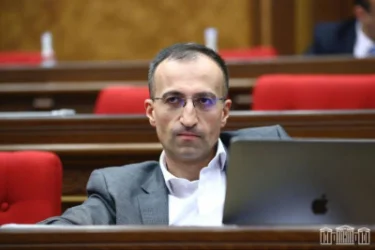 ԼՂ-ից բռնի տեղահանվածների աջակցության ծրագրերը կընդլայնվեն․ Թորոսյան