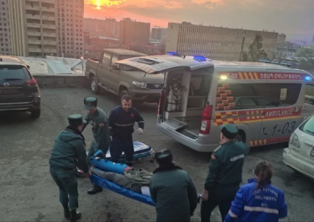 Երևանի շենքերից մեկում քաղաքացին ընկել է վերելակի հորանը