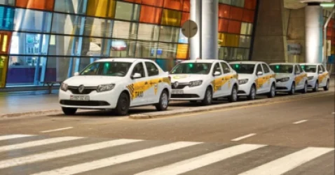 Տաքսիստների նկատմամբ խստացված վերահսկողություն են իրականացրել «Զվարթնոց» օդանավակայանում