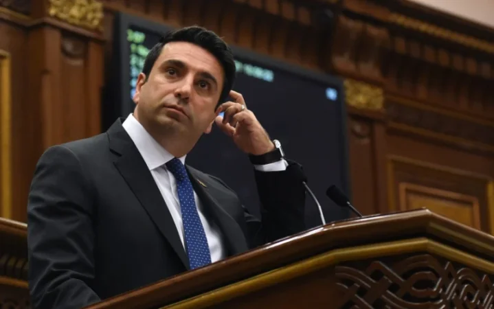 Սիմոնյանը «գաղտնազերծել» է Փաշինյանի հետ իր զրույցը