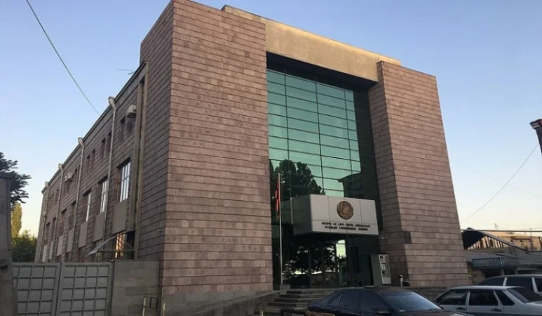 Պողոս Պողոսյանի աճյունը կարտաշիրիմվի. 1Lureram