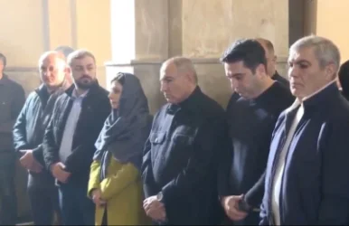 Վարչապետն Արարատ գյուղի Սբ․ Հակոբ եկեղեցում մասնակցում է պատարագի