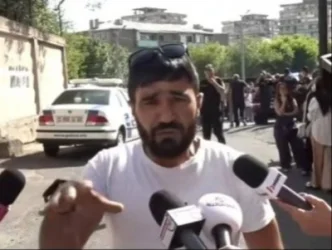 Անհայտ անձինք գետնին տապալելուց հետո առևանգել են  բլոգերին․ «Մայր Հայաստան» շարժում