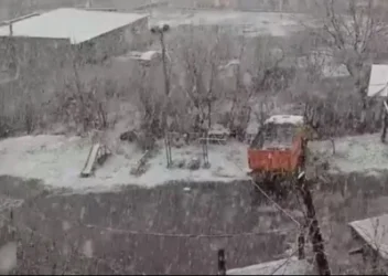 ՏԵՍԱՆՅՈՒԹ․ Սուրենյանն առատ ձյան կադրեր է հրապարակել Եղեգնաձորից