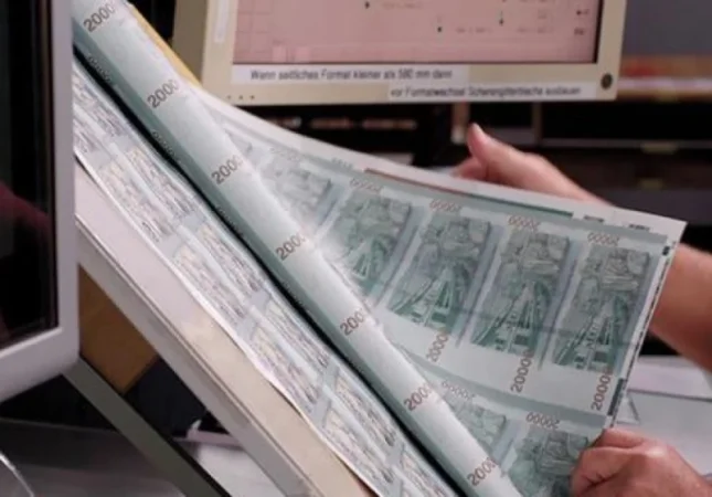 Ձերբակալվել են կեղծ թղթադրամներ իրացրած անձինք