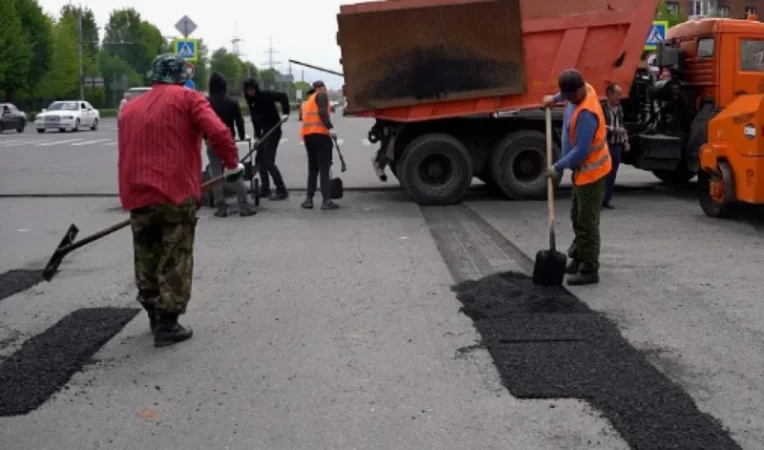 Քաղաքապետարանից խնդրում են զգոն լինել. Երևանում փոսային նորոգման աշխատանքներն են մեկնարկում