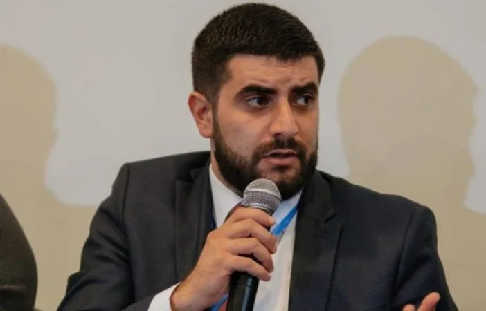 Ձեռքերu կկտրեմ, բայց ընդդիմության ձեռքը չեմ սեղմի․ Հարություն Մկրտչյան