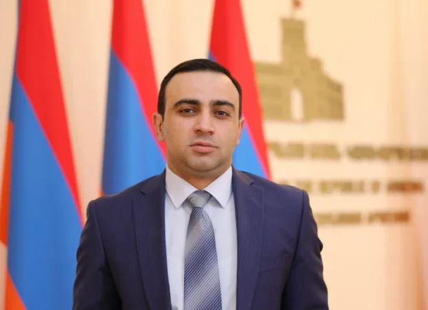 Հայաստանում վտարանդի կառավարություն ներկայացող բոլոր գրասենյակները պետք է փակել. Չախոյան