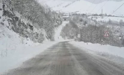 ՀՀ-ում կան դժվարանցանելի ավտոճանապարհներ. տեղ-տեղ առկա է մերկասառույց