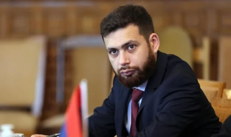 Կոստանյանը խոսել է վաղը կայանալիք ՀՀ-ԱՄՆ-ԵՄ հանդիպման մասին