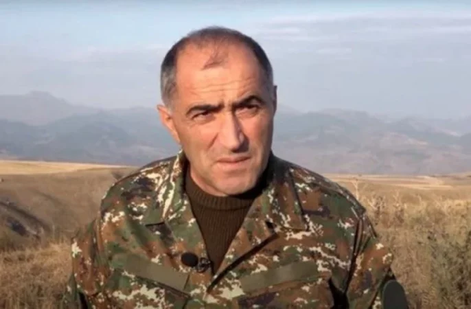 «Անիմաստ կրակում են, կոնկրետ բան չեն թիրախավորում». Արավուս գյուղի նախկին գյուղապետ