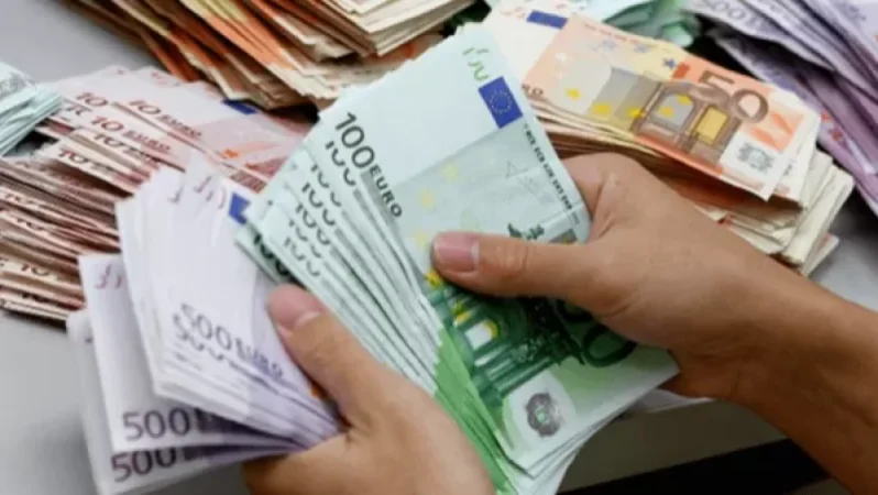 Երբ եվրոն ավելի էժան է, քան ամերիկյան դոլարը. իրավիճակը` տարադրամի շուկայում