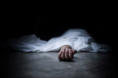 Տան հյուրասենյակում՝ բազմոցին հայտնաբերվել է 17-ամյա երիտասարդի դին