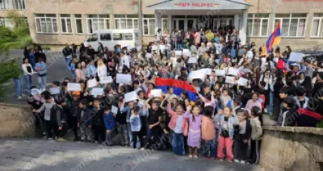 Լարված իրավիճակ՝ Բյուրականի դպրոցներից մեկում. մարզպետն անհիմն որոշումով փորձում է ազատել տնօրենին