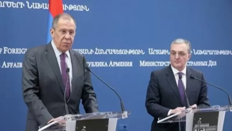 Զոհրաբ Մնացականյանը և Սերգեյ Լավրովը հեռախոսազրույց են ունեցել