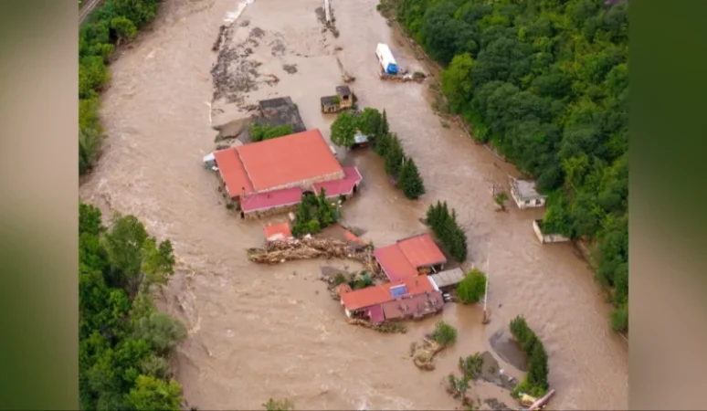 Քանի կամուրջ է փլվել Դեբեդի վարարման հետևանքով․ նախարարը մանրամասներ է ներկայացնում