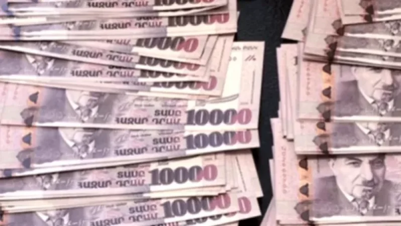 19-ամյա տղան կեղծ փողեր է պատրաստել. ոստիկանությունում է