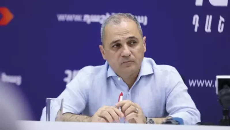 Վահե Հակոբյանը և «Հայաստան» դաշինքի ևս երկու պատգամավորներ վայր դրեցին մանդատները