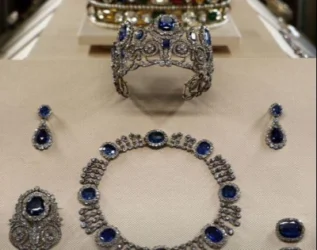 Լուվրից գողացված զարդերը վաճառվում են կայքում