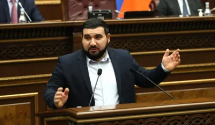 ՏԵՍԱՆՅՈՒԹ. «Ուրեմն մի հատ տեղդ նստեցի՛ր խելոք, ու էդ տոնով չխոսացի՛ր իմ հետ» .Ալեքսանյան