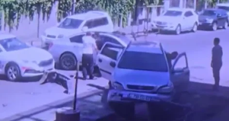 Նոր մանրամասներ․ մգացված ապակիներով մեքենայի վարորդը փախուստի է դիմել, ապա հարվածել պարեկային մեքենային