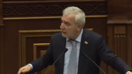 ՏԵՍԱՆՅՈՒԹ. Ոչ ոք ԱԺ թիկունքում ոչինչ ստորագրել չի պատրաստվում. Քոչարյանը` ԱԺ անվտանգային միջոցառումների մասին