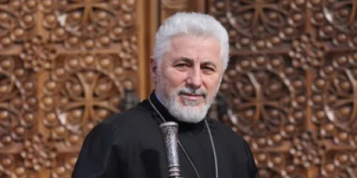 Եզրաս արքեպիսկոպոս Ներսիսյանը հայտարարությամբ է հանդես եկել