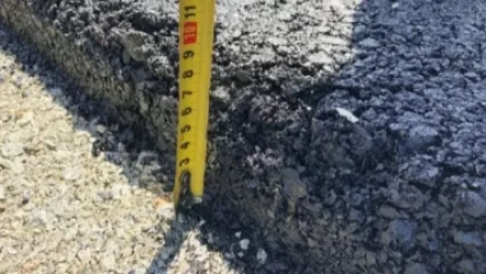 Սիսիանի քաղաքապետարանի պատն են փորել, որ չափեն գաջի հաստությունը, Գորիսում ասֆալտն են միլիմետրերով չափել. «Հրապարակ»