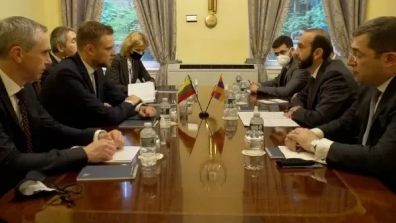 Ադրբեջանի սադրանքները խաթարում են կայունության հաստատմանն ուղղված Հայաստանի ջանքերը․ Միրզոյանը հանդիպել է Լիտվայի ԱԳ նախարարին