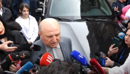 Եթե ինձ պես տղեն միանում է Արցախը հանձնողների հետ, ուրեմն իմ արյունը սուտ է. Վարդան Ղուկասյան