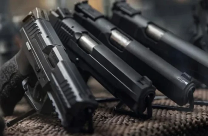 235 անձից վերցվել է պարգև տրված զենքը․ «Հետք»