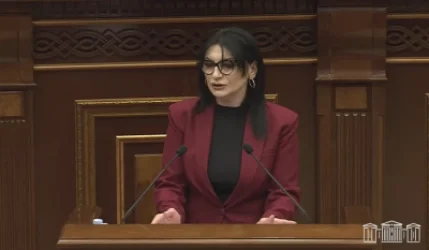 Դուք ազատ եք ձեր դիրքորոշումներում․ Բաղդասարյանը պատասխանել է Ագնեսա Խամոյանին