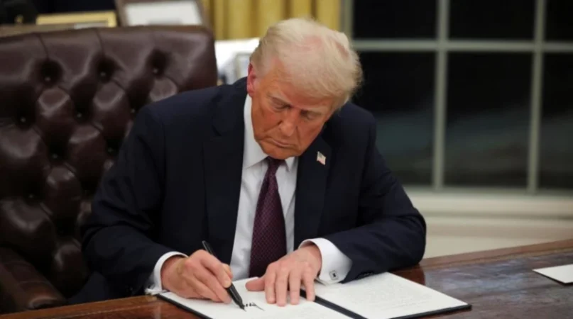 Թրամփը 100% մաքսատուրքեր կսահմանի Հնդկաստանի և Չինաստանի վրա՝ ռուսական նավթ գնելու համար