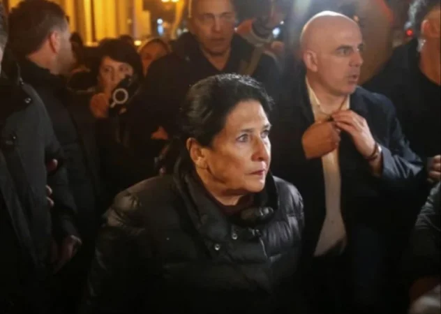 Սալոմե Զուրաբիշվիլին հրաժարվում է թողնել պաշտոնը