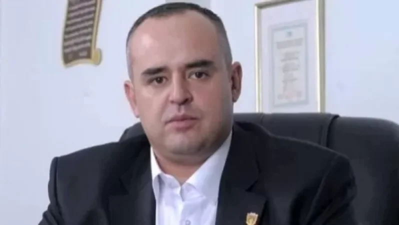 Փաստաբան Տիգրան Աթանեսյանը դատի է տվել Նիկոլ Փաշինյանին