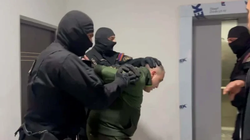 Նարեկ Սամսոնյանին ձերբակալեցին ու տարան քննչական, նույնը հավանաբար Վազգենին․ Ռուբեն Մելիքյան