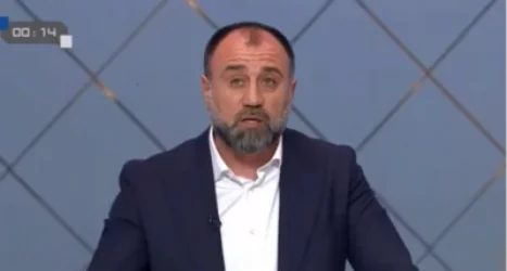 6 տարվա ընթացքում մեկ ծննդատուն չեք կարողանում հանձնել. Մխիթարյանը՝ Մինասյանին