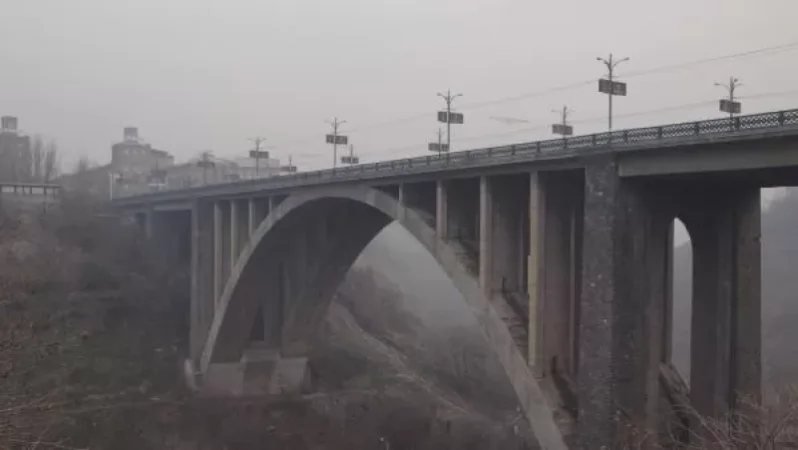 Ողբերգական դեպք Երևանում. երիտասարդ աղջիկը Կիևյան կամրջից իրեն ցած է նետել. Shamshyan