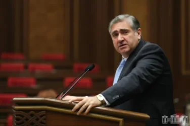 Ադրբեջանը կսկսի պահանջել, ոչ թե ցանկանալ․ Արթուր Խաչատրյան