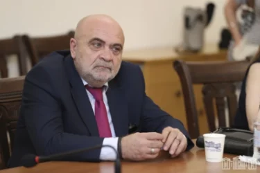 Քրեական ենթամշակույթ ցերեկը չի կարելի քարոզել, գիշերը կարելի ա՞. Հակոբյան