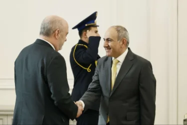 Փաշինյանն ու Սինիրլիօղլոին խաղաղության համաձայնագրի շուտ ստորագրման հույս են հայտնել