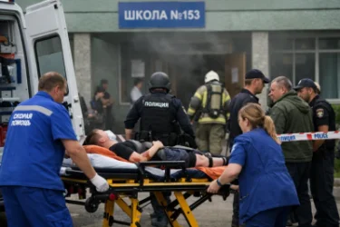 18+ ԼՈՒՍԱՆԿԱՐ․ աշակերտուհին հարձակվել է դպրոցականների վրա, բենզին լցրել նրանցից մեկի վրա ու հրկիզել․Կրասնոյարսկ