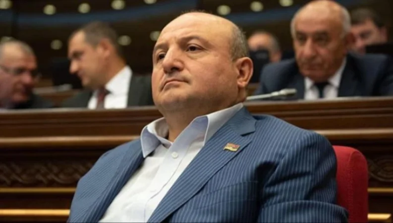 Ես իրեն չեմ ընդունում, բայց Սև բերդն ինքն է սարքել. Վարդան Ղուկասյան