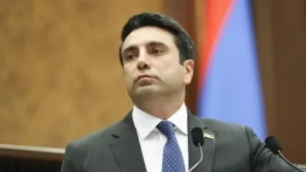 Հաճելի գործընթաց է. Ալեն Սիմոնյանը՝ ընդդիմադիրներին մանդատներից զրկելու մասին