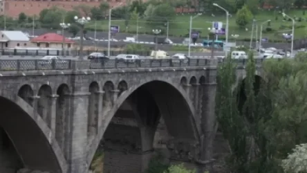 Փրկարարները ոստիկանության աշխատակցի հետ համատեղ կանխել են քաղաքացու ինքնասպանության փորձը. ԱԻՆ