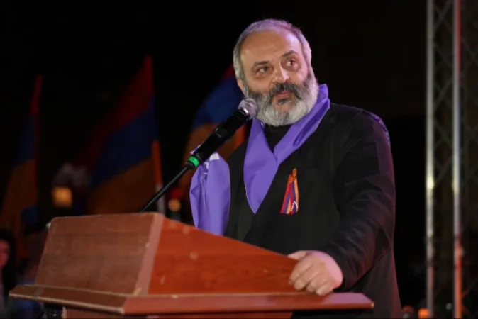 Բագրատ Սրբազանին կալանավորեցին