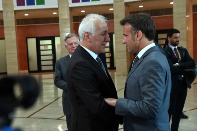 Վահագն Խաչատուրյանը և Էմանուել Մակրոնը հանդիպել են. մանրամասներ